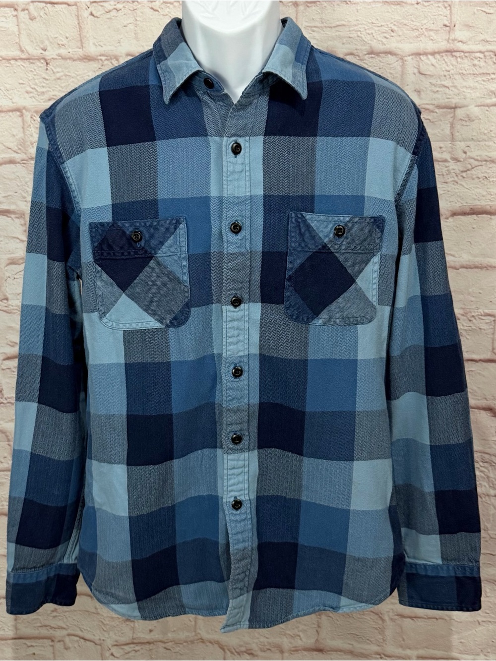 J.Crew Sporting Goods Shirt Mens L Blue Plaid Flannel Herringbone Workwear